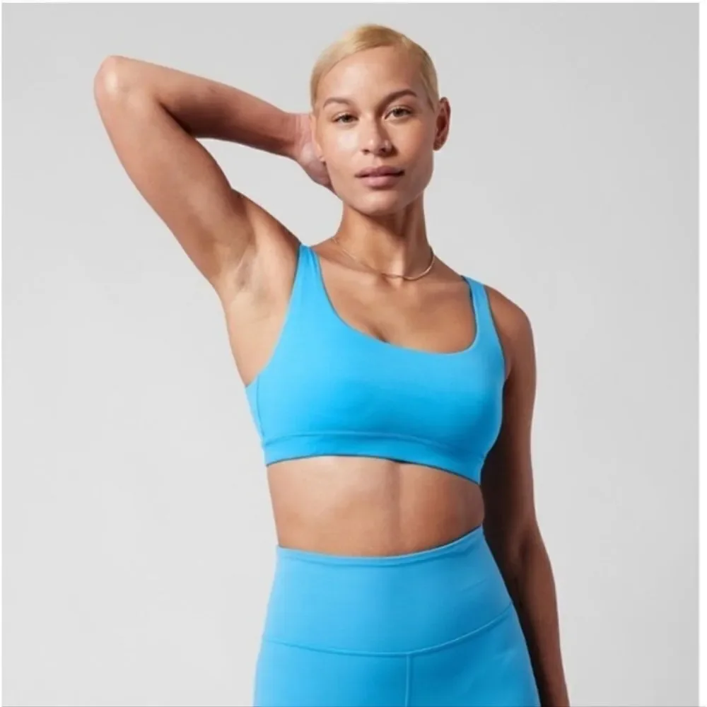 NWOT Athleta Exhale Bra D-DD comes with free gift